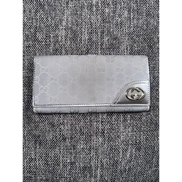 GUCCI Silver Canvas Leather Snap Multi-Compartment Long Wallet - Picture 1 of 10